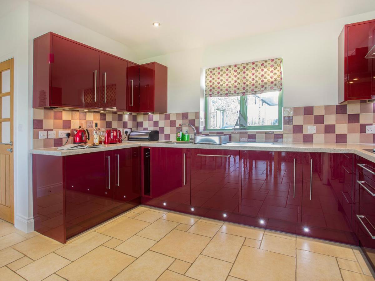 Mynydd Parys Villa Gaerwen ภายนอก รูปภาพ