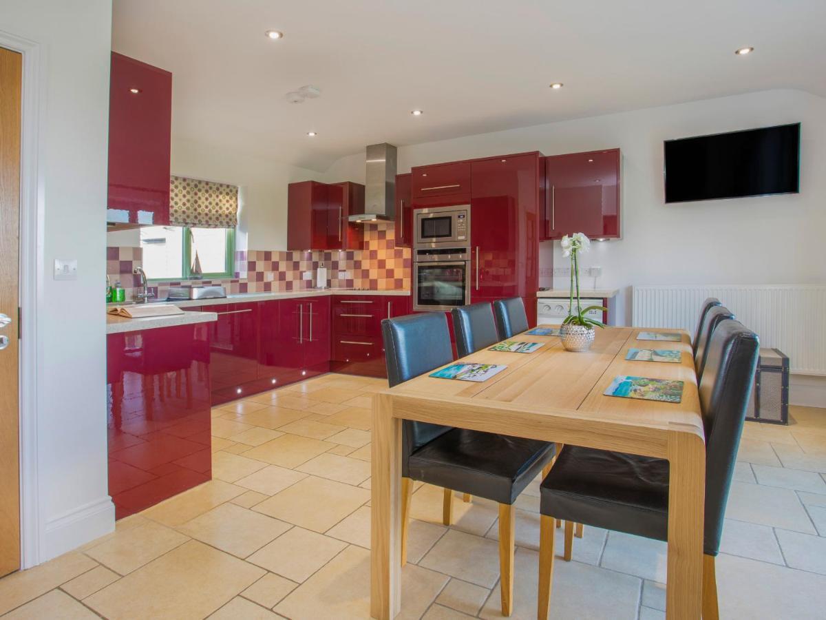 Mynydd Parys Villa Gaerwen ภายนอก รูปภาพ